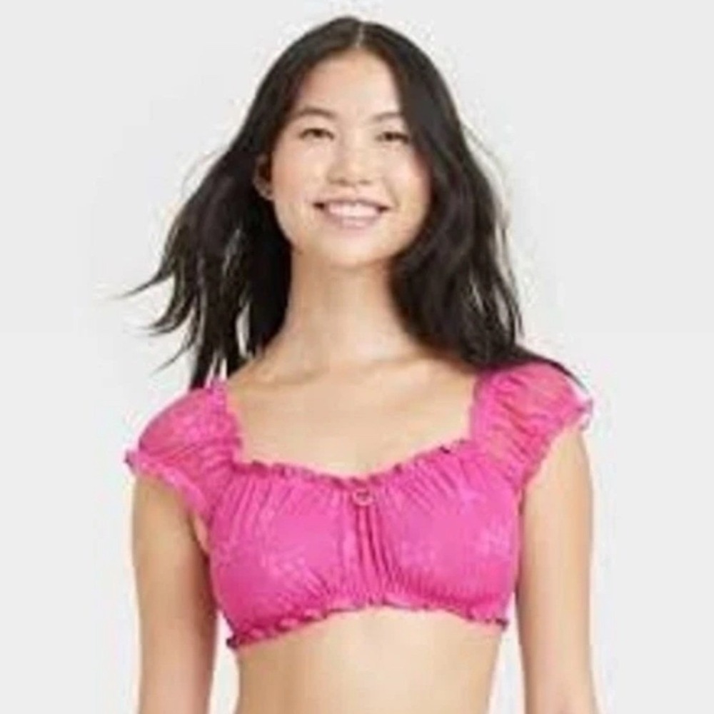 Colsie Lace Bralette Womens Medium Pink NEW Floral Ruffle Heart Mesh Top